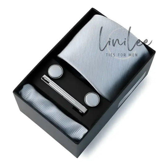 Men’s tie and accessories gift set.