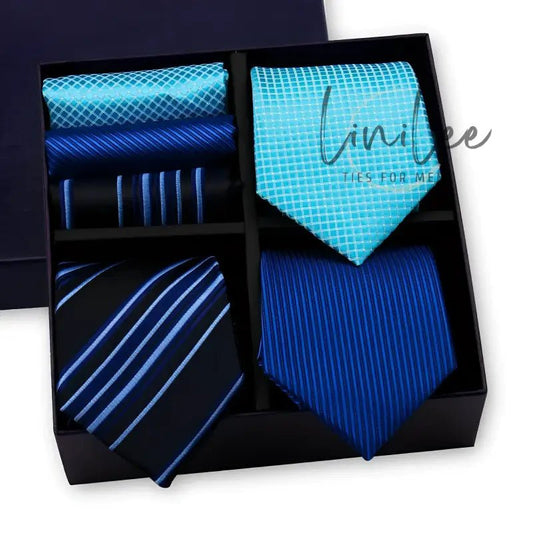 Necktie and pocket square gift set.