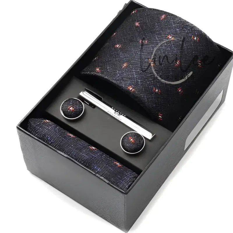 Men’s tie and accessories gift set.