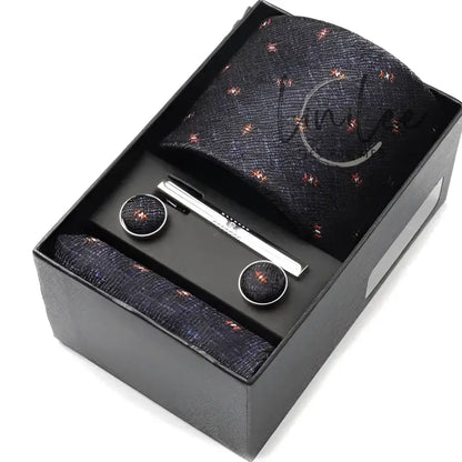 Men’s tie and accessories gift set.