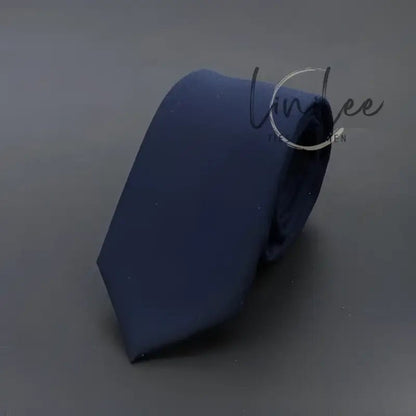 Navy blue necktie.