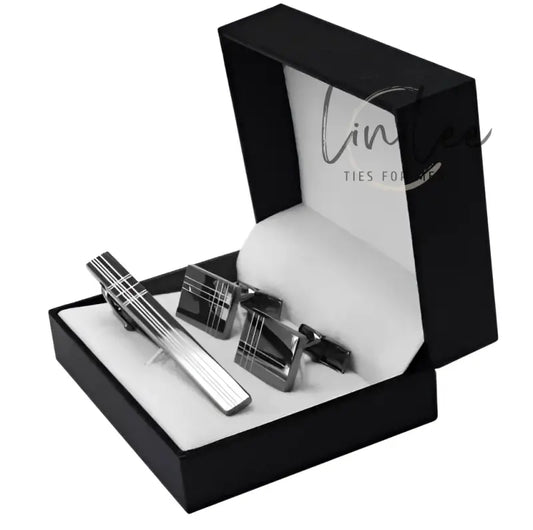 Cufflinks and tie clip gift set.
